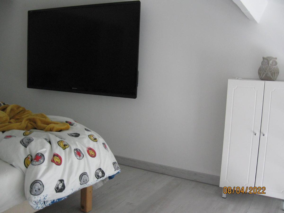 Appartement Avec Chambre En Mezzanine Rognac Eksteriør billede